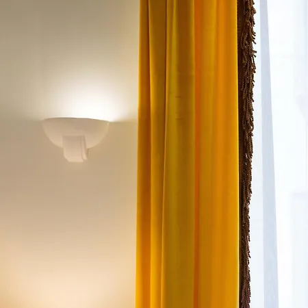 Hotel The Couper Umiltà Roma