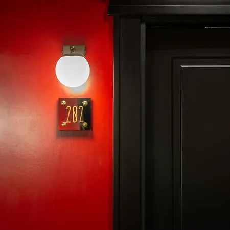 Hotel The Couper Umiltà Roma